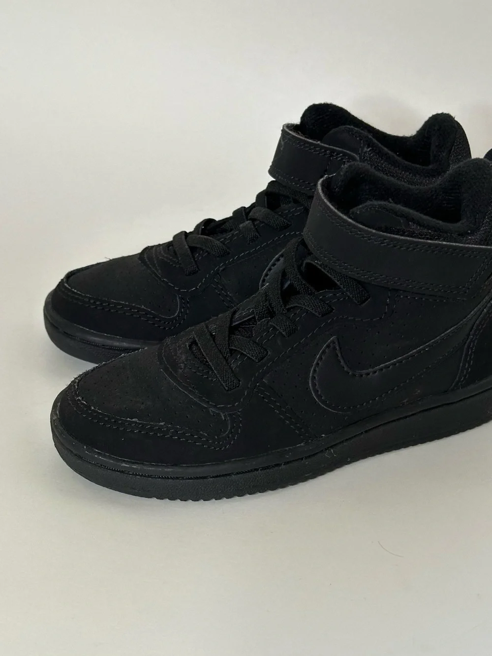 Nike Kids Black High-Top Strap Sneakers